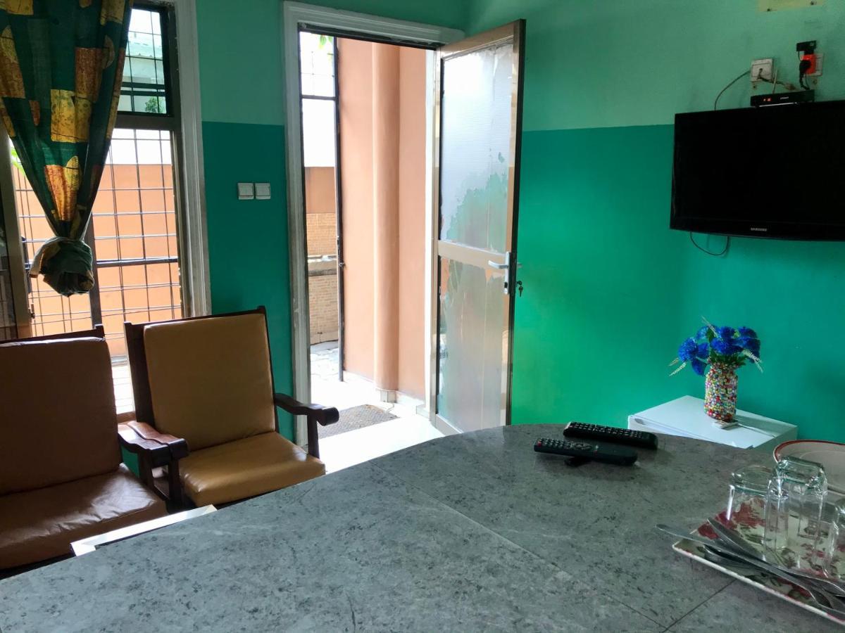 Appartements Chez Leo Brazzaville Eksteriør bilde