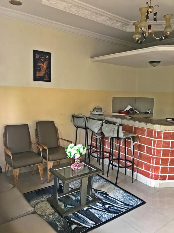Appartements Chez Leo Brazzaville Eksteriør bilde